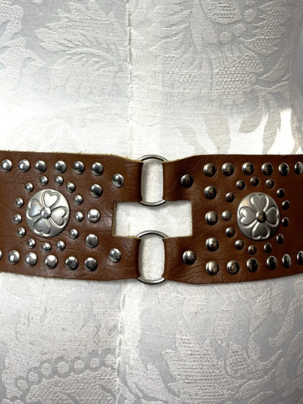 Source Unknown leather belt
